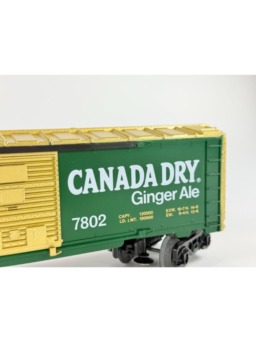 Vintage Lionel 6-7802 Canada Dry Boxcar O Gauge Green Gold Advertising w/Box - Picture 4 of 9